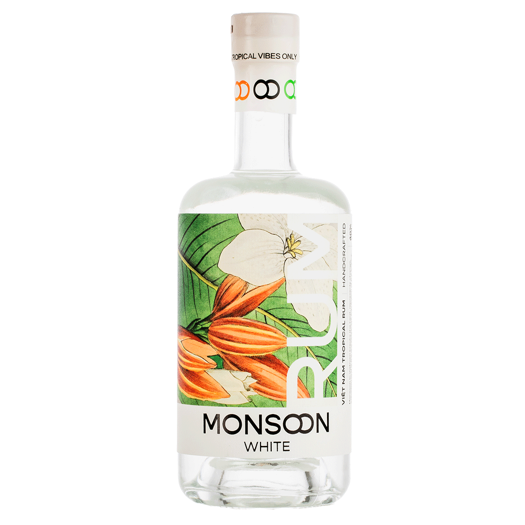 Sampan Monsoon White Rum bottle